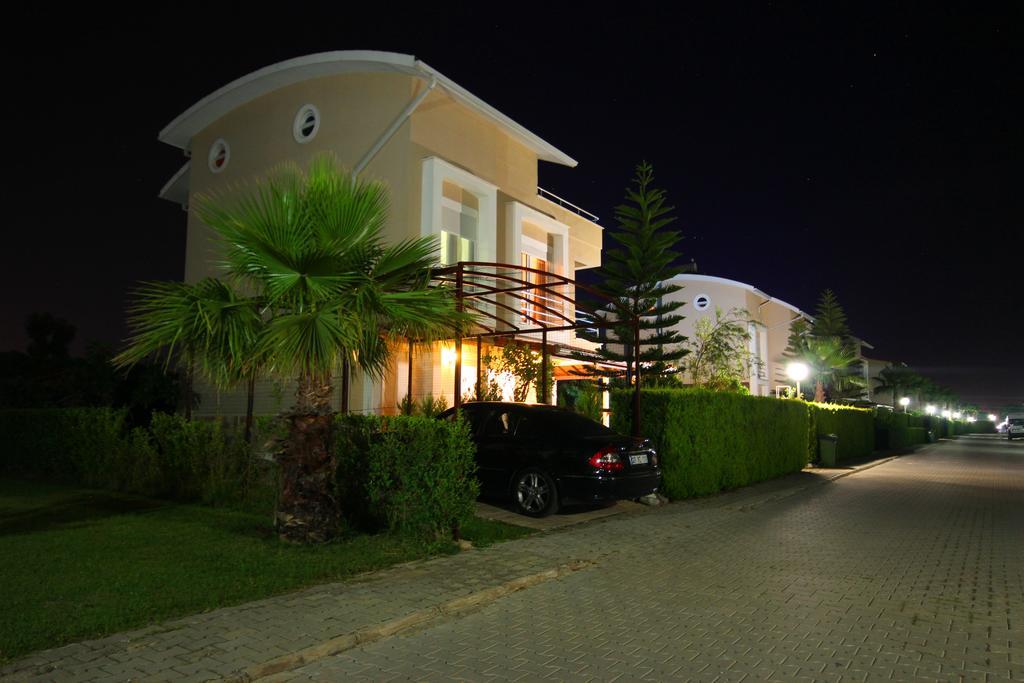 Paradise Town Villa Art Белек Екстериор снимка