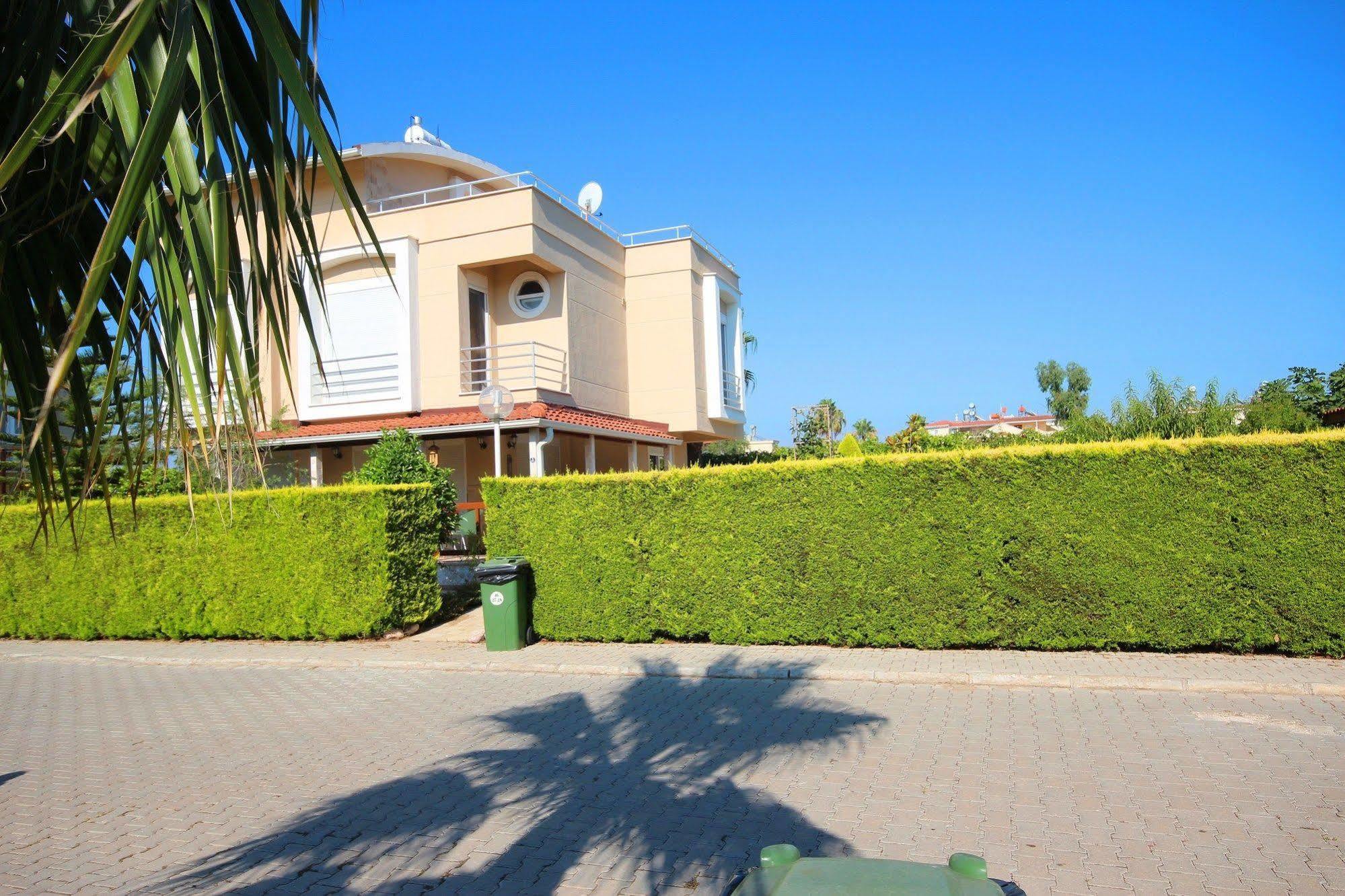 Paradise Town Villa Art Белек Екстериор снимка